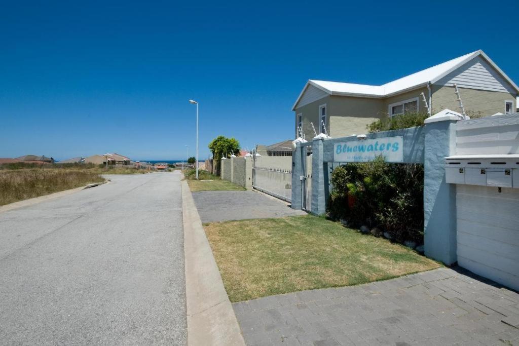Dolphin Dance Lodge Port Elizabeth Exterior photo